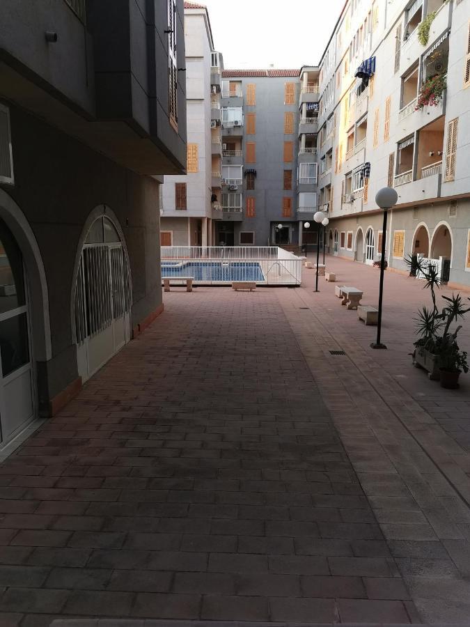 Naufragos Apartament Torrevieja Exterior foto